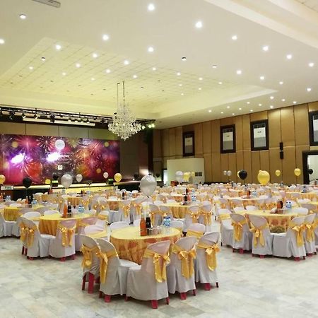 The Pine Resort Pathum Thani Luaran gambar