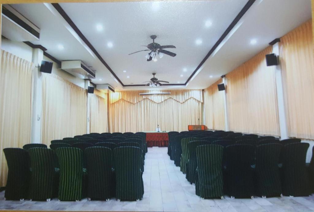 The Pine Resort Pathum Thani Luaran gambar