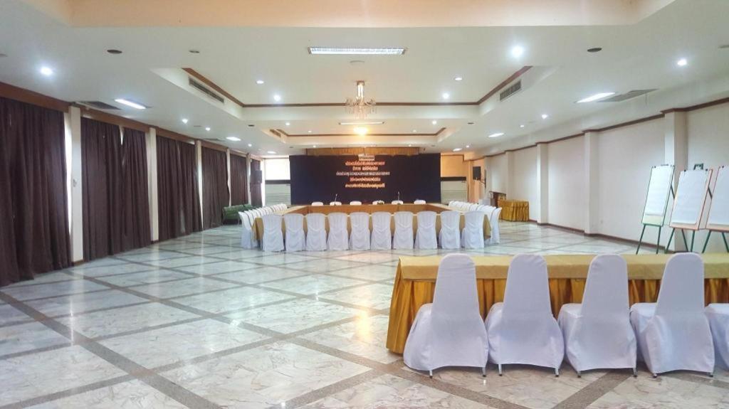 The Pine Resort Pathum Thani Luaran gambar