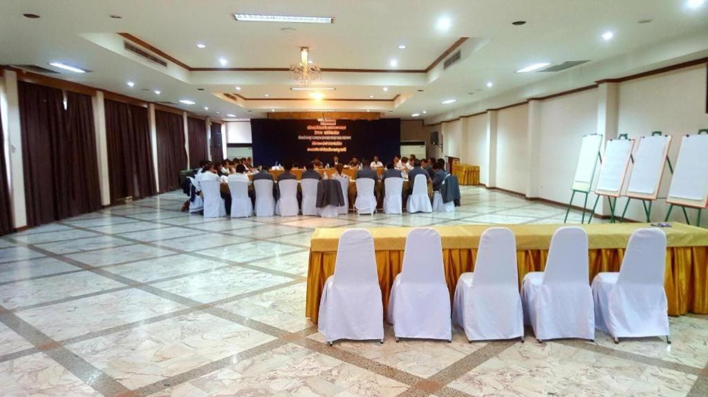 The Pine Resort Pathum Thani Luaran gambar